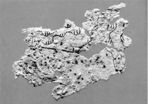 1985年冬天，甘肃一位猎户打猎时突然腹泻，眼看就要拉到裤裆里去了，急忙蹲下。