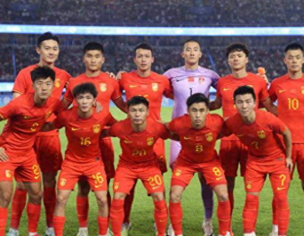 等了28年的亚运奖牌，不如这个新疆小伙一脚值钱？