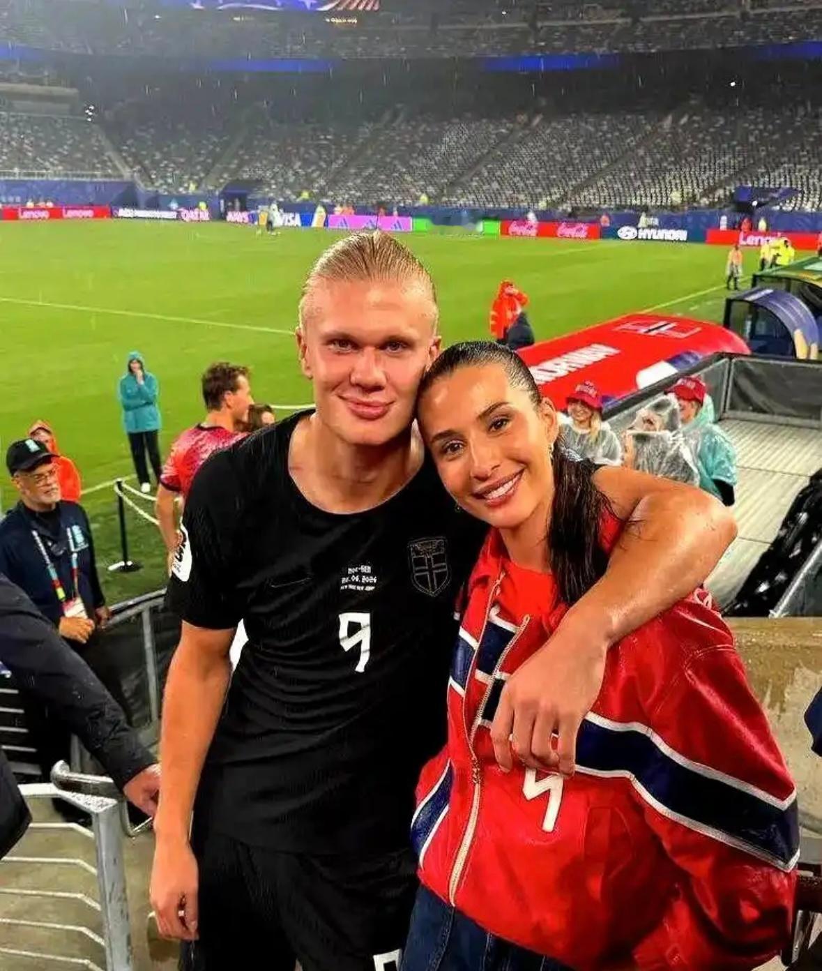 哈兰德女友和他孩子都有了，为何始终未走进婚姻？ 
