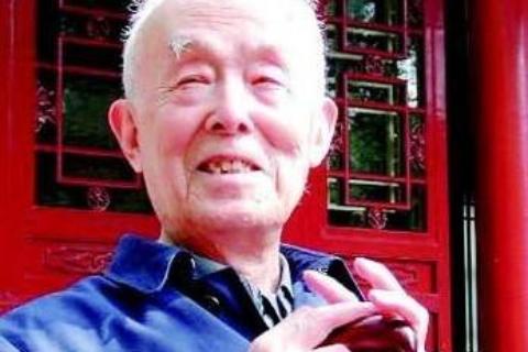 [太阳]60年代，季羡林是北京大学一级教授，工资345元，他说：我去一趟高档莫斯