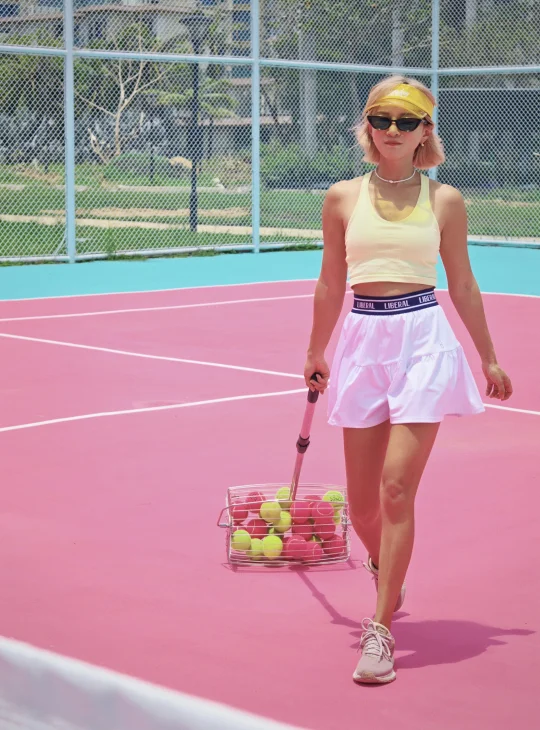 打球🎾基础，拍照就不基础！来粉球场当显眼包