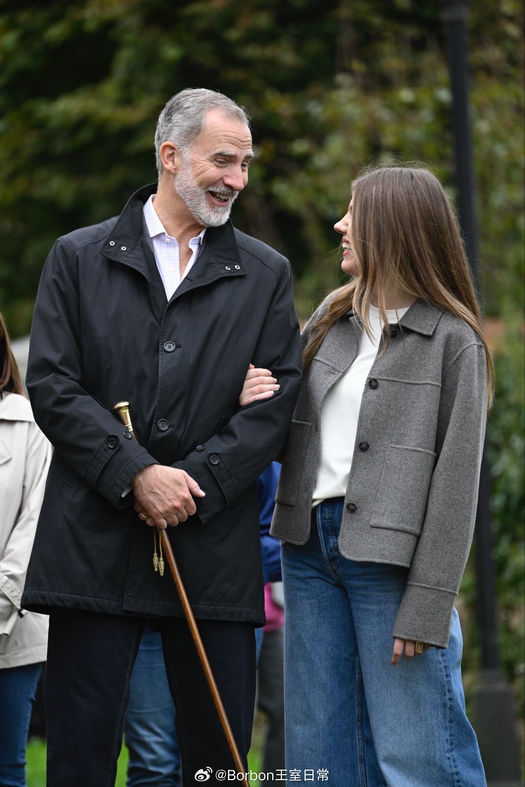 祝费6父亲节快乐（让你家摄影师多拍拍女儿们）