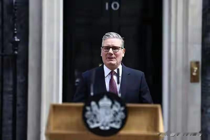 英国首相斯塔默最新官方表态
（当地时间2026年6月22日）
 斯塔默宣布辞去工