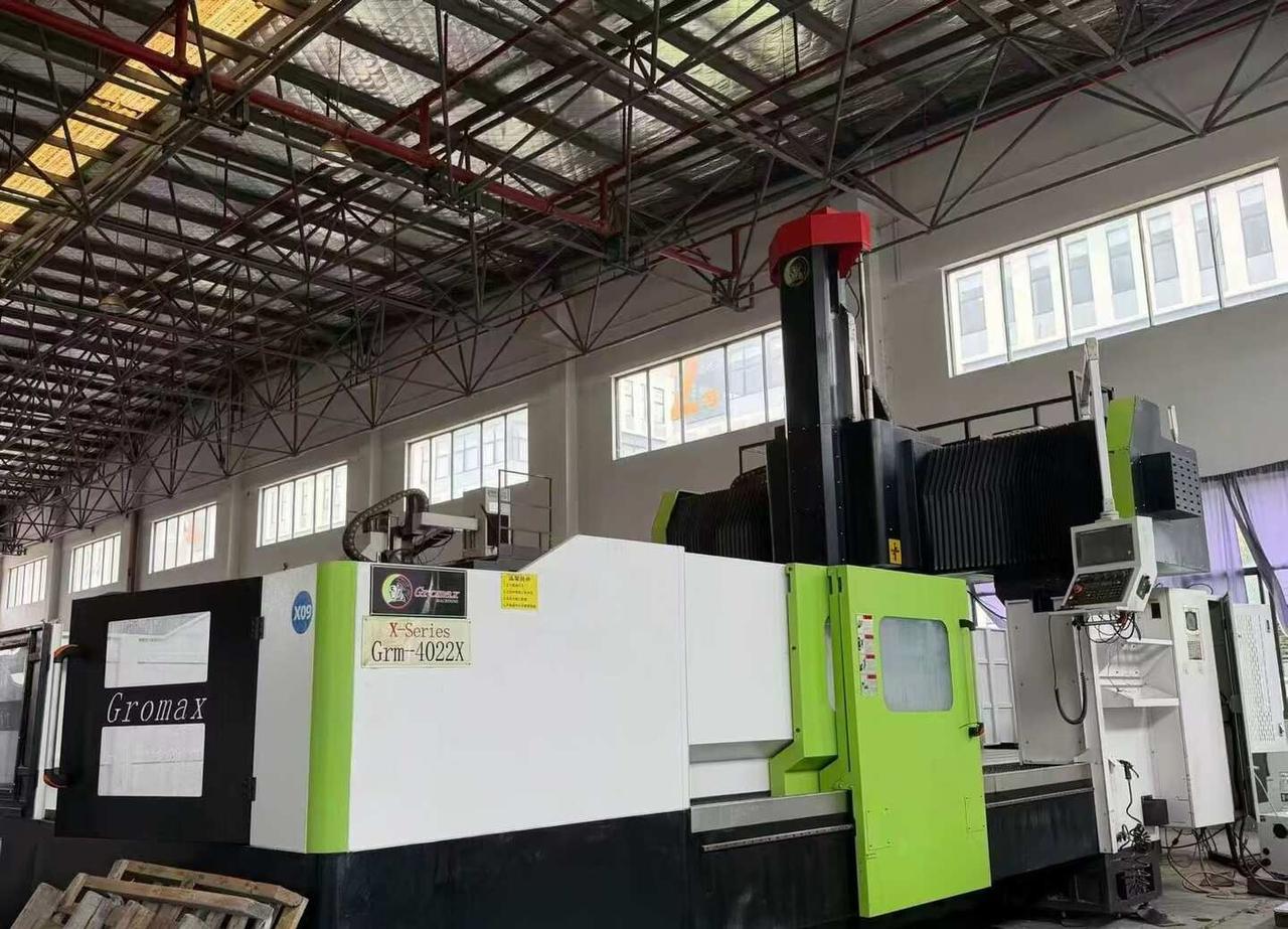 出售数控龙门加工中心
昆山仓库格勒玛4022数控龙门加工中心，22年设备，主轴B