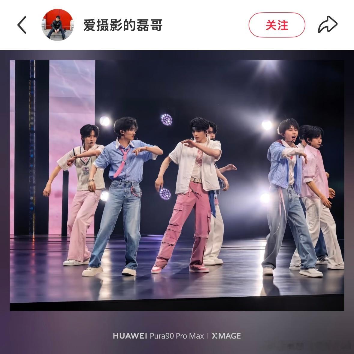 路人随手一拍我们耀文就出神图了 来自建模脸的从容 