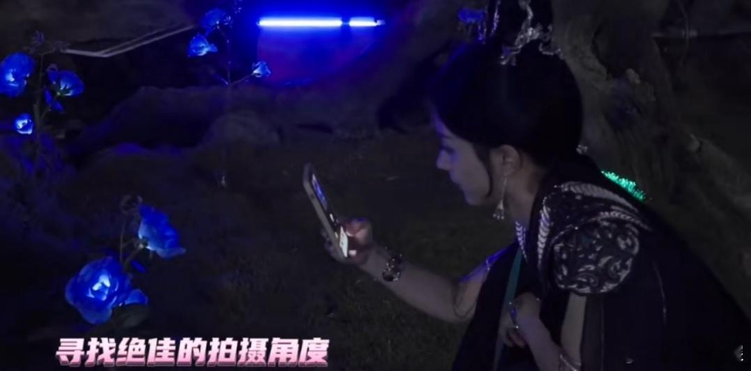 #赵丽颖拍的凤凰云##赵丽颖解锁摄影师新身份# 赵丽颖解锁摄影师新身份~碧苍王拍