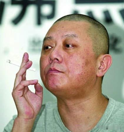 王朔的短篇为什么更能打动人？
 
很多人提起王朔，第一反应就是“痞子文学”，觉得