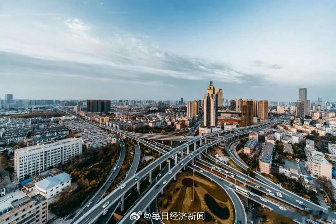 长鑫科技上市长鑫科技高达308倍的发行市盈率，核心原因是计算基准错位导致的数字“