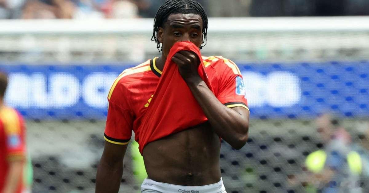 比利时0-0伊朗：加西亚带队连续两场世界杯战平，进攻久攻不下倍感无奈比利时整场大