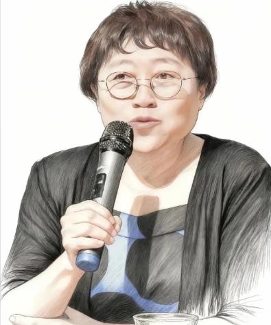 性学专家李银河说："如果你已经50岁左右了，那么你的人生余额已经不多了，如果不出