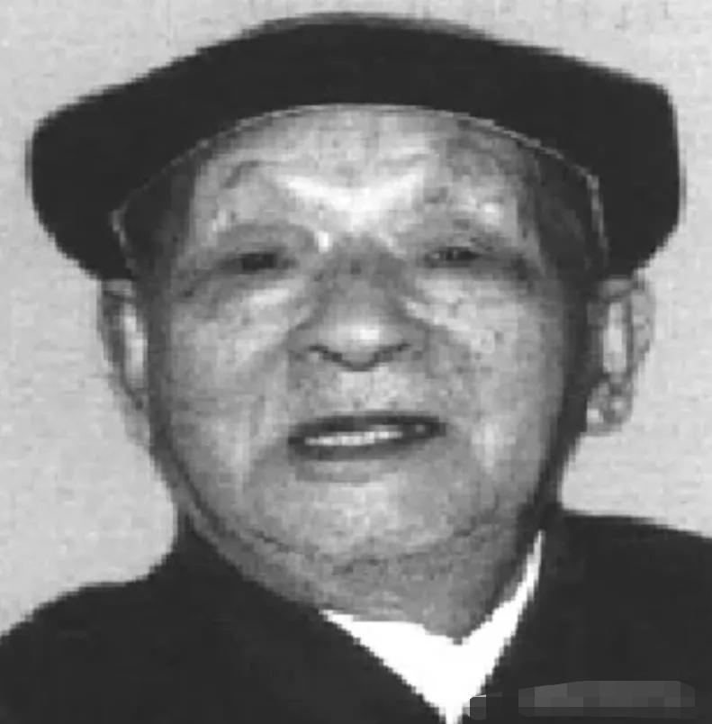 1932年，王盛荣从敌人刀下救下毛主席，18年后却因贪污被判死刑，毛主席知道后，