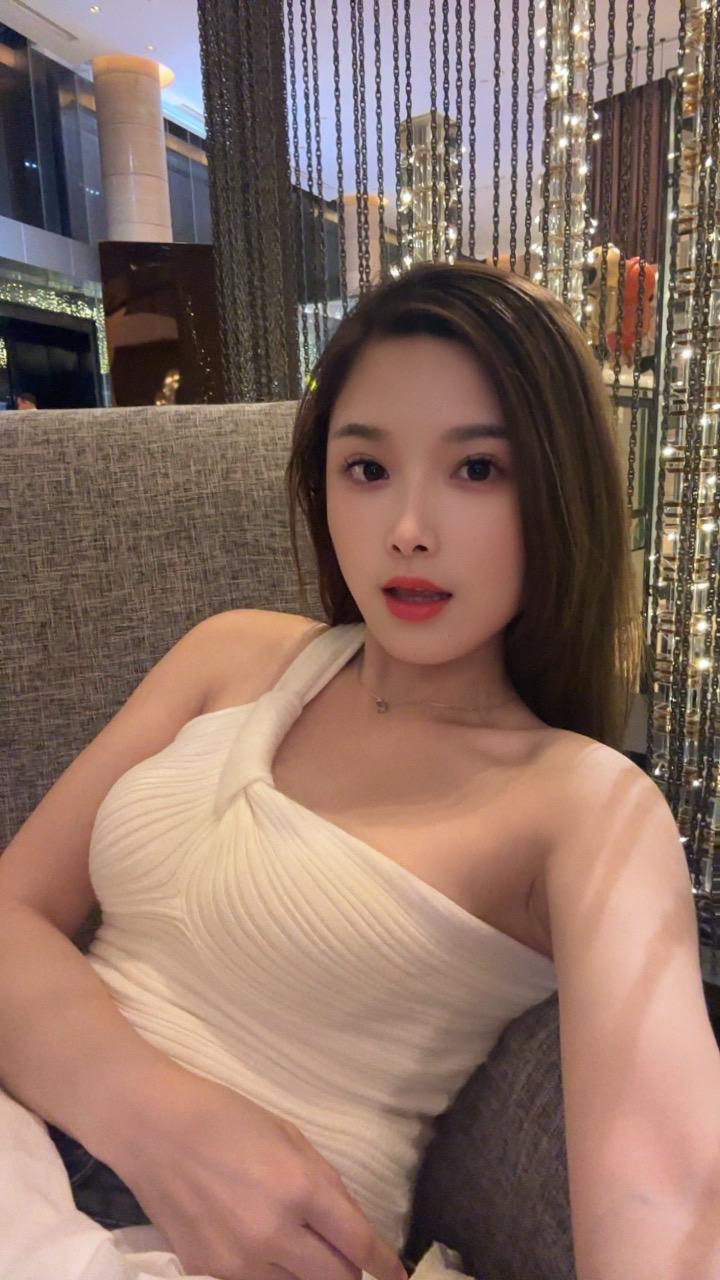 在谁的怀中会更有感觉～