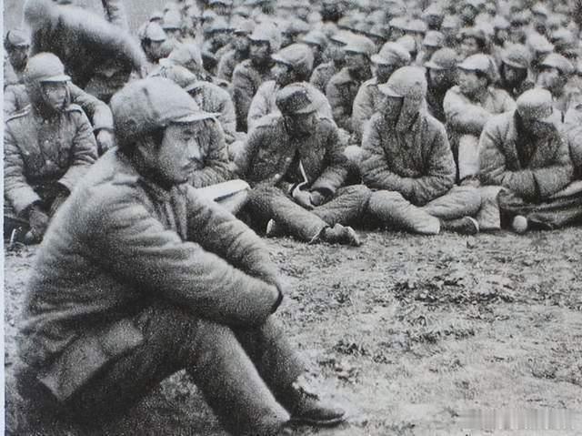 1983年，第六届全国政协会议。黄维作为新当选的常务委员，正感慨自己从功德林最硬