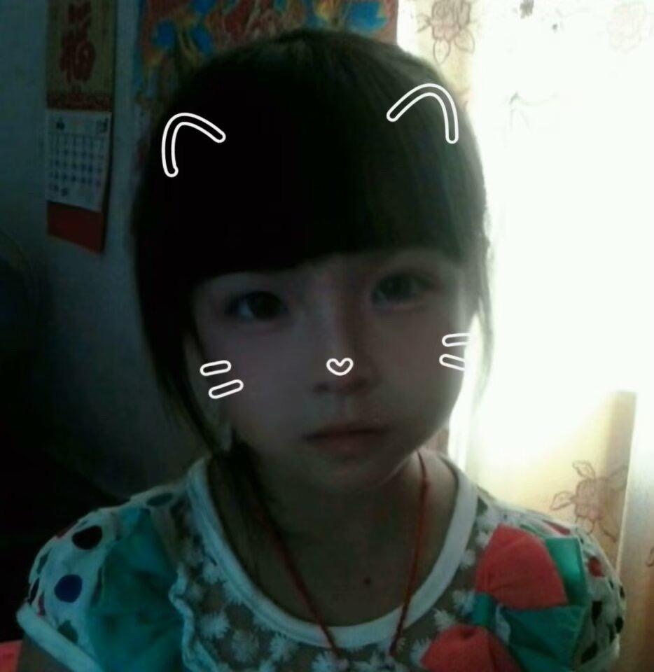 哈哈哈QQ头像记录翻到的。