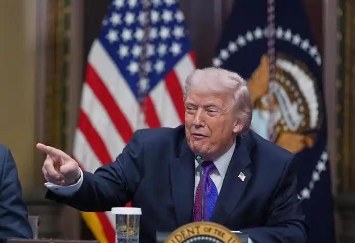 7小时5轮导弹反击！
3月7日，伊朗革命卫队发出消息称，自凌晨开始，7个小时内，