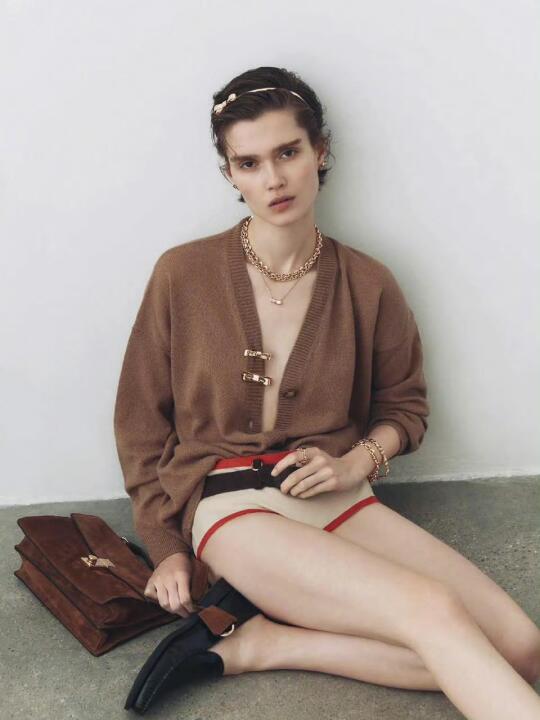 杂志大片｜Elle Italia May 2025意大利