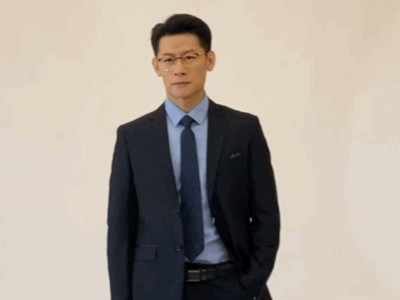 男演员李健，大无语了！

10月最后一天，一向低调的演员李健，突然引起网友热议，