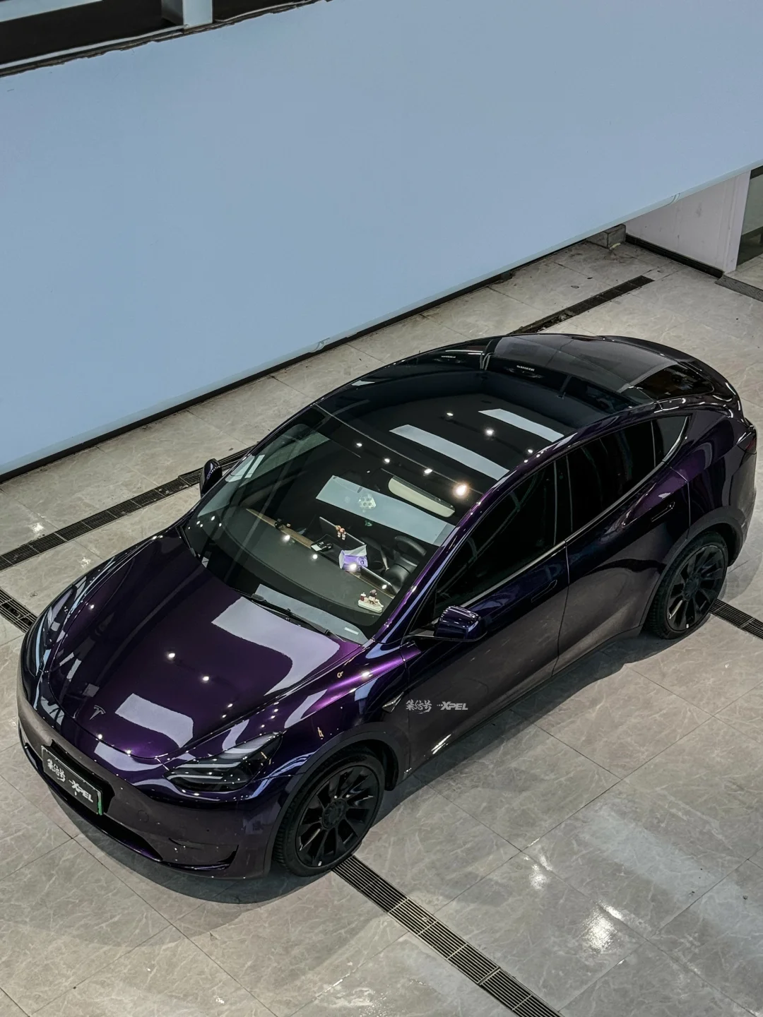 特斯拉MODELY别出心裁，被巴黎奥运紫种草了