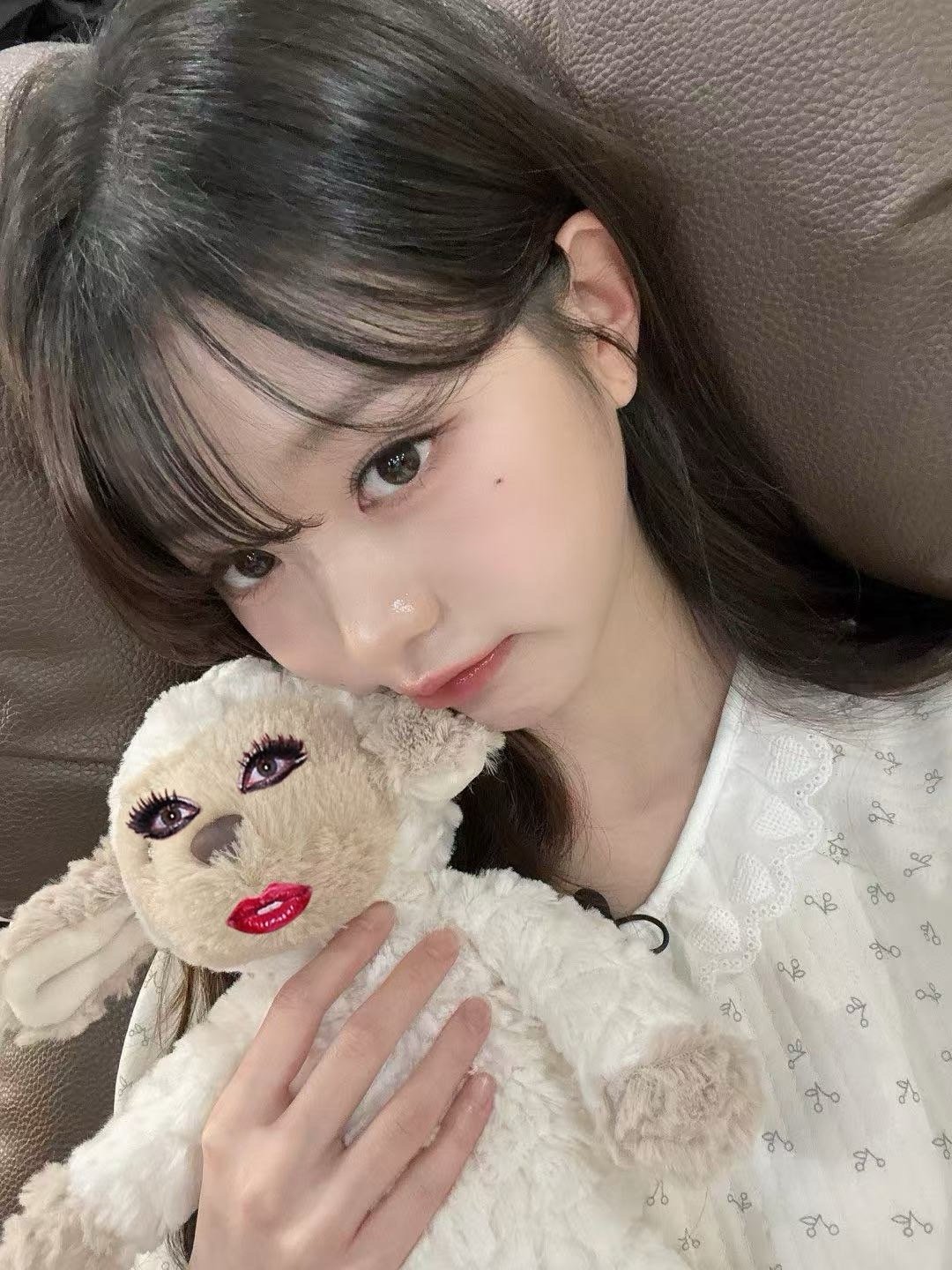 老乱手里那个其实是本宝🌚💅 