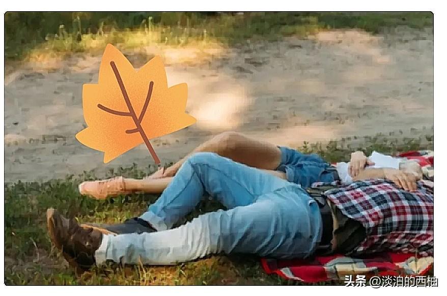 贵州遵义，一女子收了男网友500元，与对方在野外发生了3次关系。可完事后，男子却