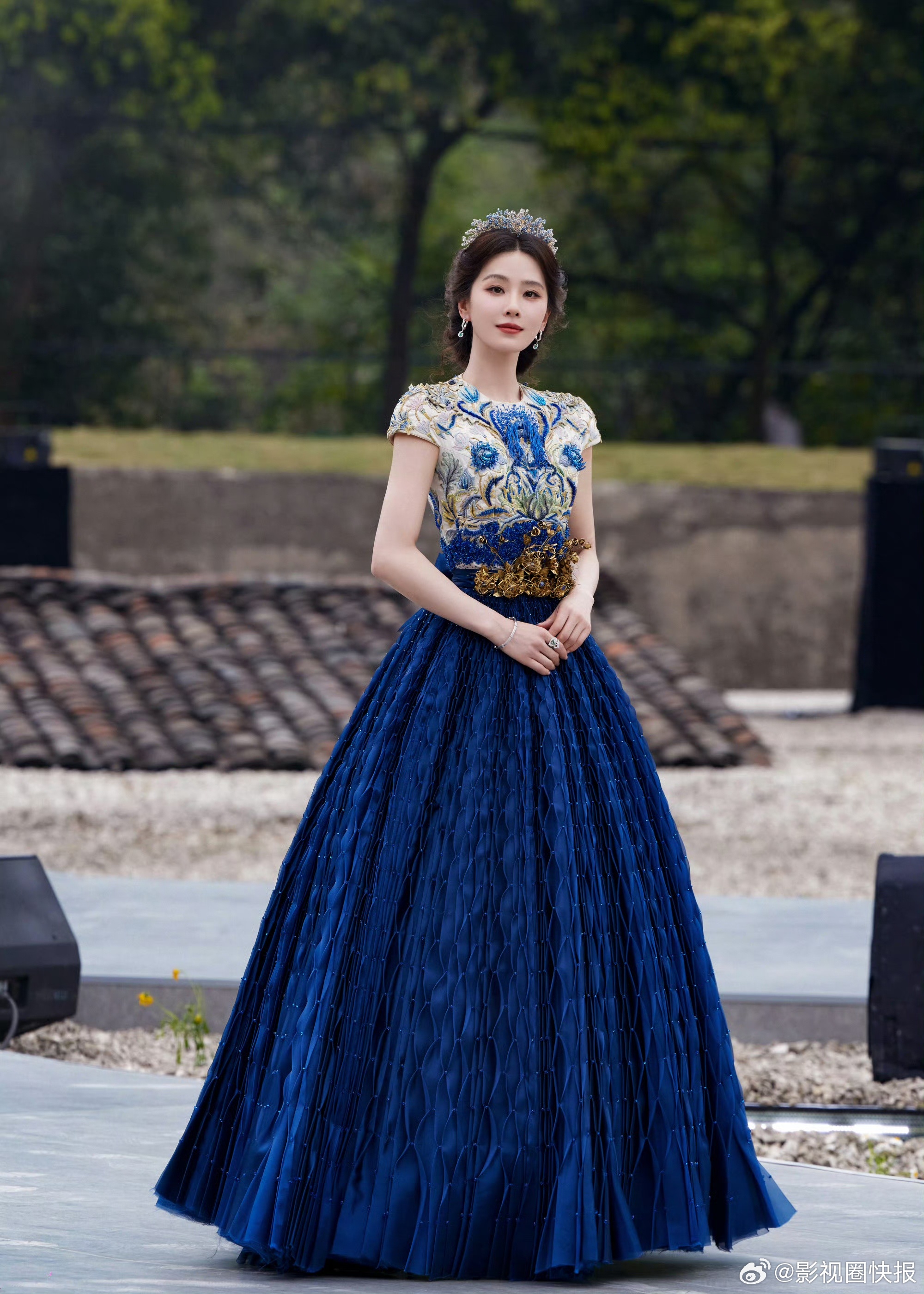 刘诗诗别试探了有市场刘诗诗龙葵真返场了 红葵蓝葵皆是她，刘诗诗一亮相，就是经典重