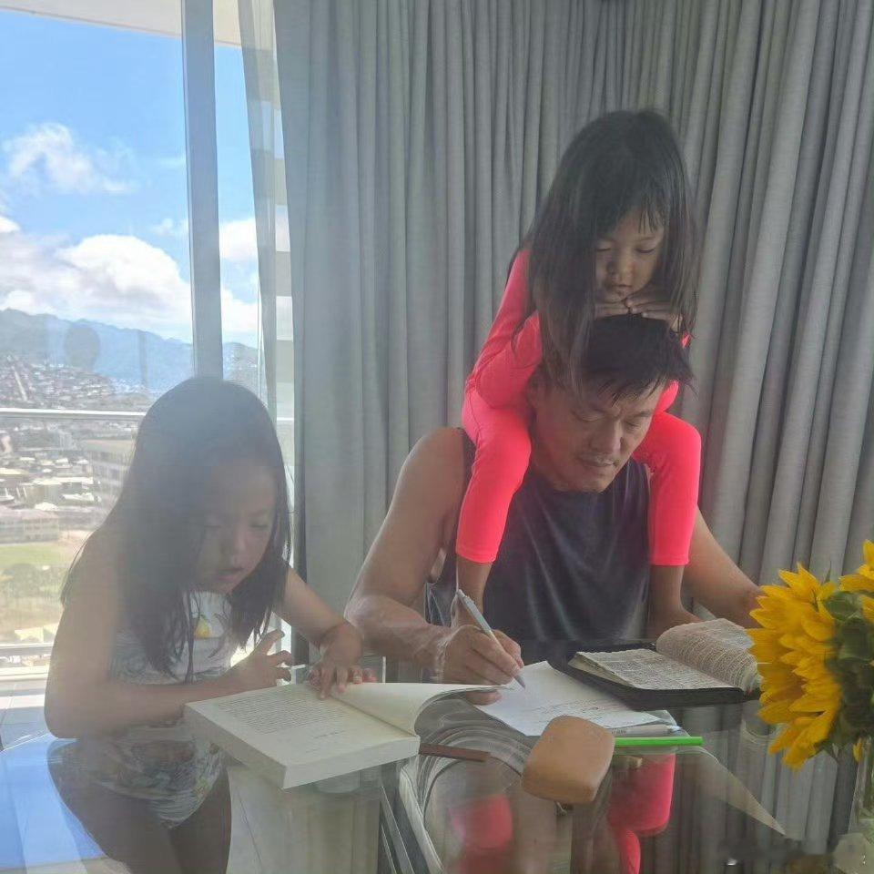 JYPins合照JYP与女儿合照JYPins合照，如何， ​​​