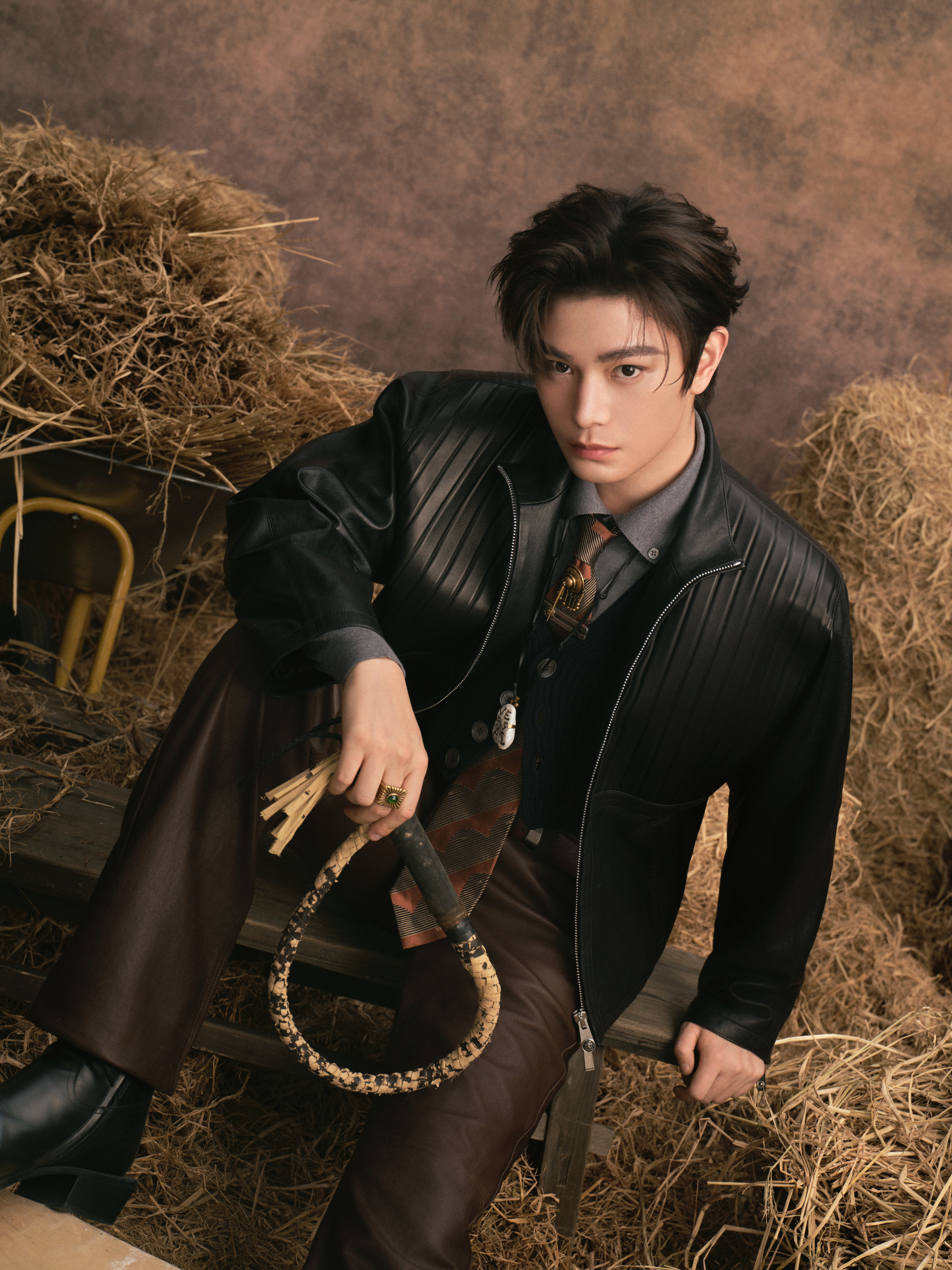 丁禹兮｜微博之夜 全球品牌代言人丁禹兮身穿 Versace 2026 春夏新季即