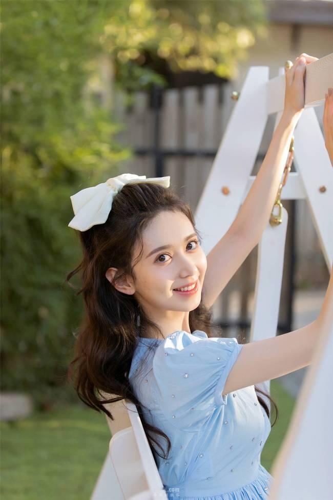 徐梓钧这个女孩子太可惜了，还没出名就被一个老男人给毁了！26岁如花般的年纪，妥妥