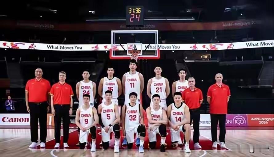 中国男篮现在的发展还不如中国男足呢？
1.中国男足U系列梯队早就建立起来了，有稳
