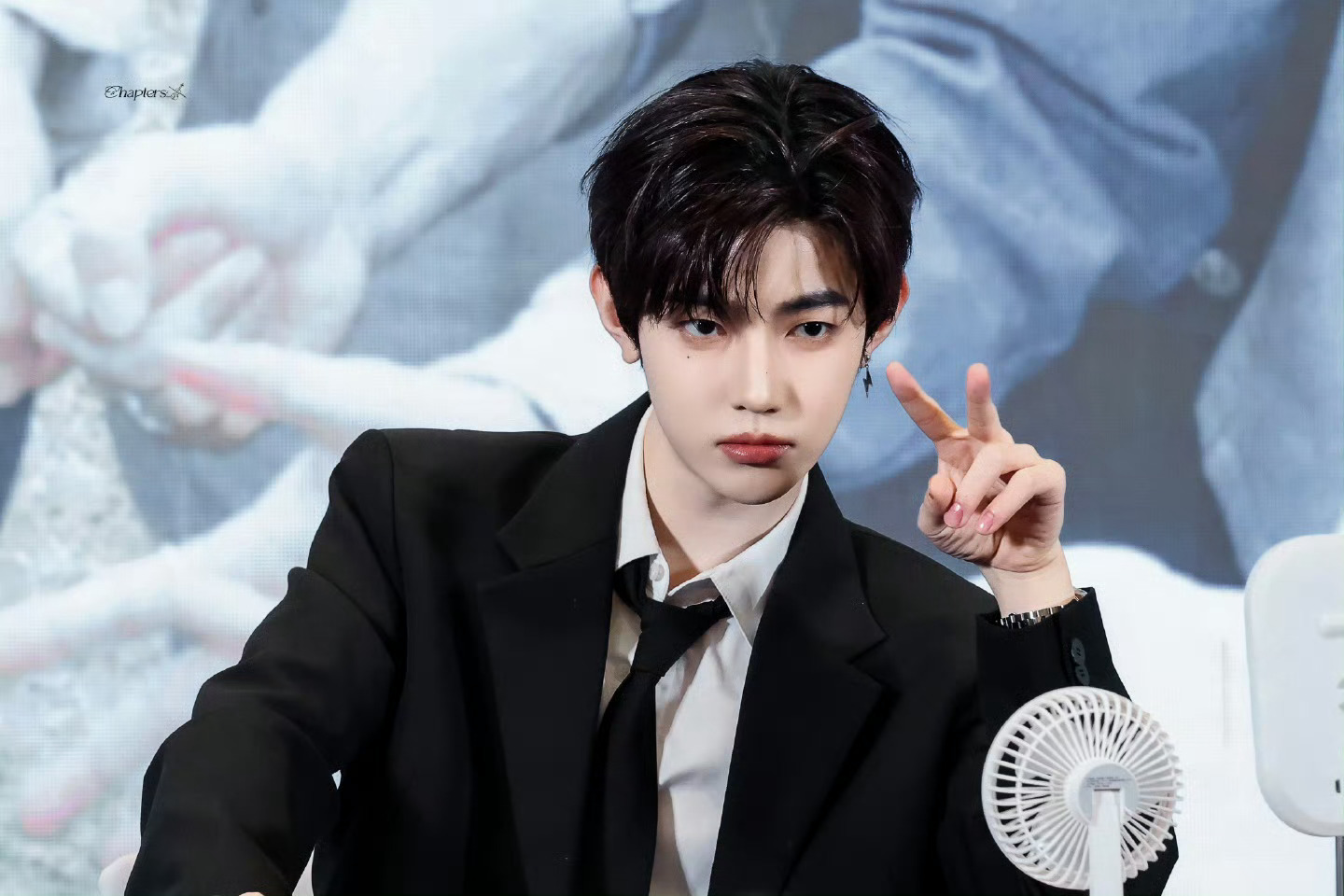 章昊 今日签售✍️西装天使 HAO🪽 