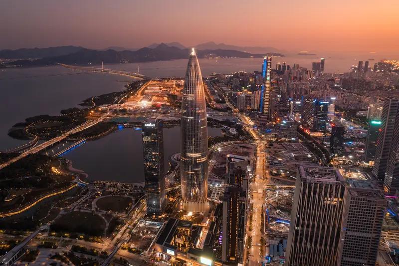 中国城建质感最精致的前十座城市！
1:深圳
2:香港
3:广州
4:杭州
5:苏