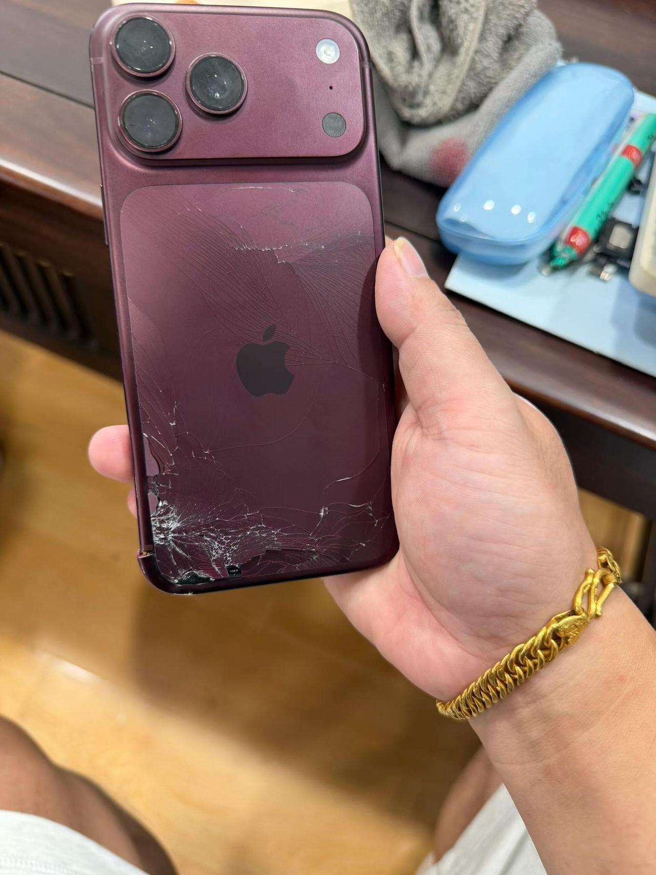 刺激，属于是每年必备项目了，只不过来的也太早了，iPhone18 Pro Max
