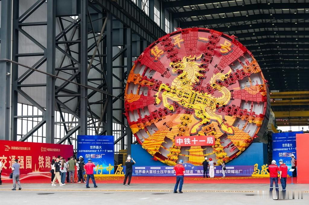 西方对中国最愤怒是中国把他们躺赚了几十年的暴利生意，一个个砸成了普通人都买得起的