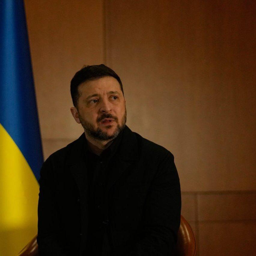 据《卫报》援引欧盟内部消息，欧盟方面高度担忧，特朗普可能在今年秋季美国国会选举前