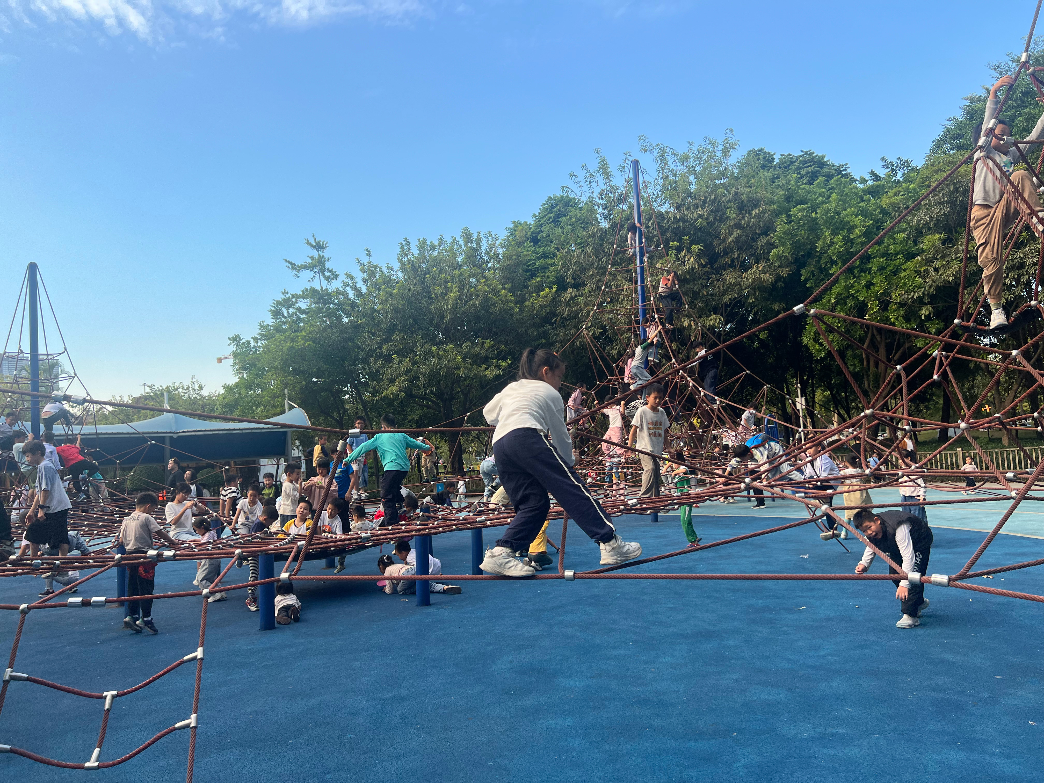 世上无难事，只要肯攀登米米爱攀爬