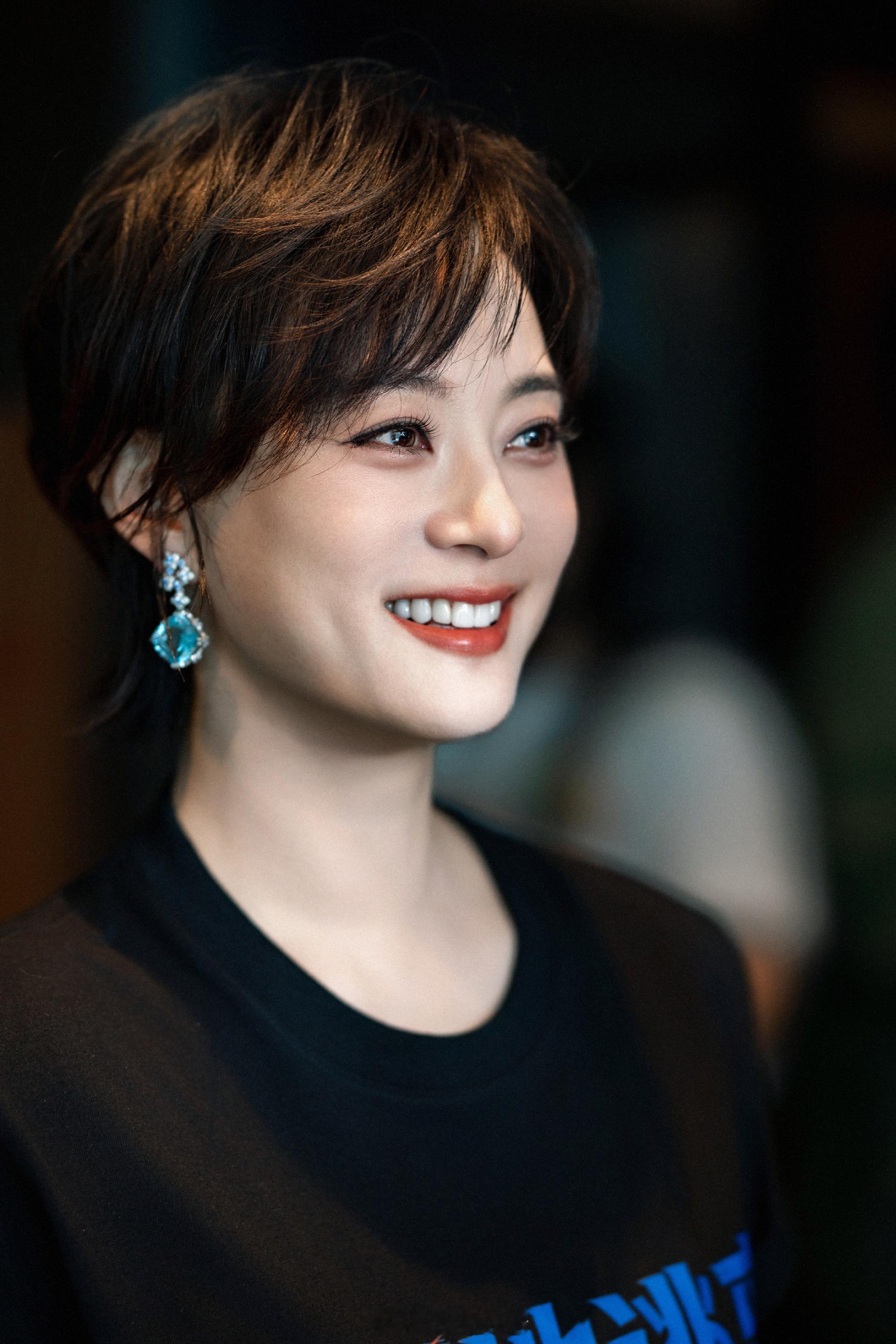 孙俪越素越美这个也确实是一个全能型选手了，完全是全能型选手啊啊啊，果然娘娘越素越