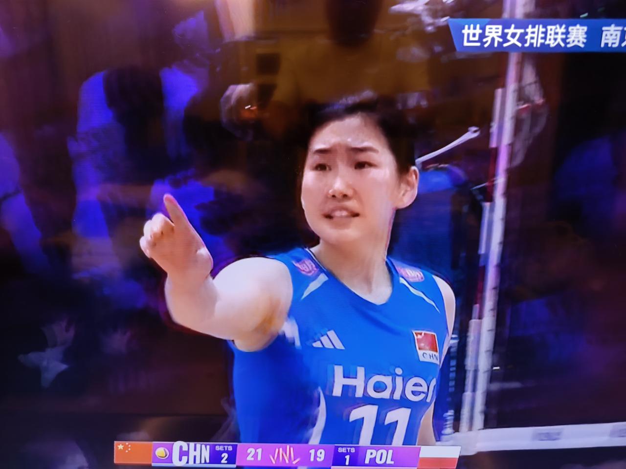 世界女排联赛南京站，年轻的中国女排给了我们一个大大的惊喜！
      真的没想