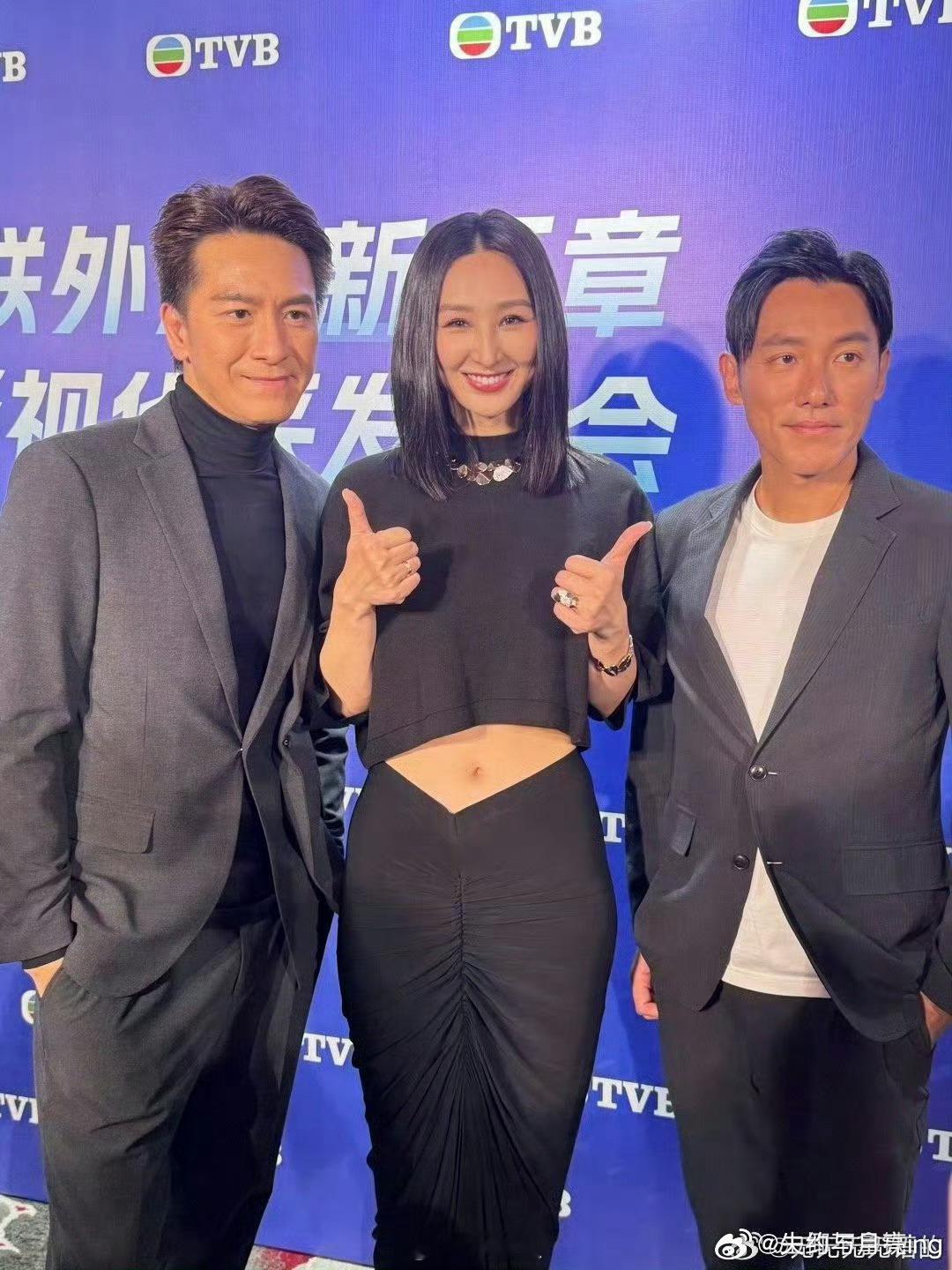 TVB艺人大赞内地美食这波TVB艺人来内地都成吃货了！有人安利咖啡店，有人夸外卖
