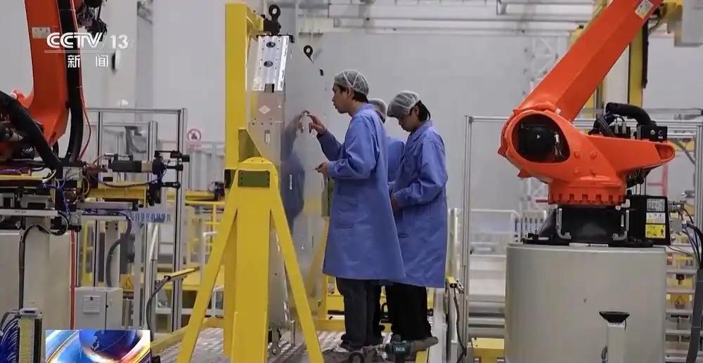 🛰️ 雄安首颗“自家造”卫星即将上天！三大黑科技亮了，还要批量产卫星✨
雄安新