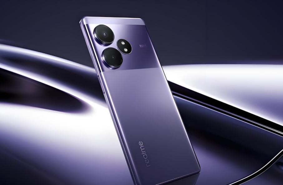 2124元拿下“越级”配置？
必须跟大家唠唠realme Neo8，妥妥的200