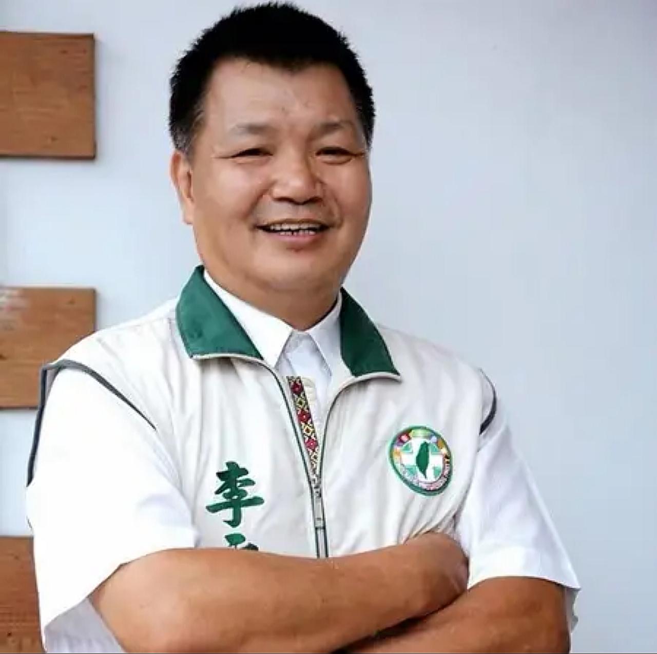 李文忠突然放炮！直指郑丽文访陆带三大"伴手礼"，这话听着酸，实则藏着大实话

就