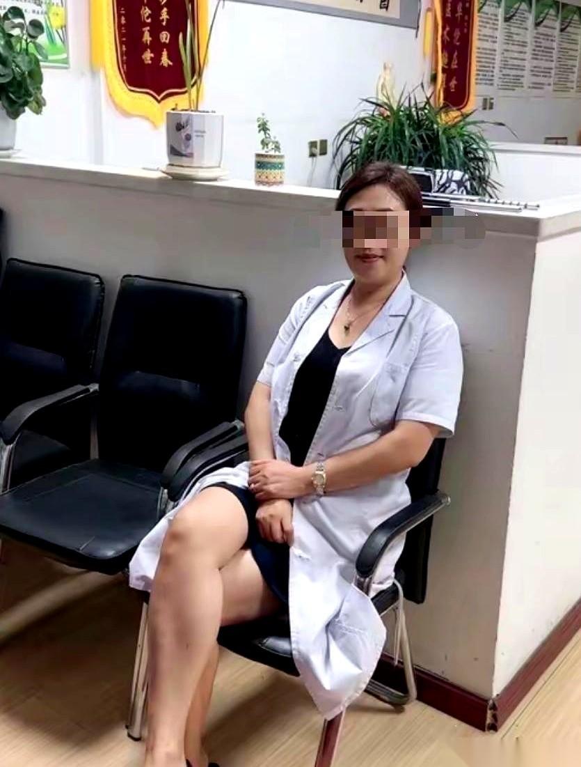 有些事儿，脏水一旦泼上来，就真洗不干净了。
哪怕那脏水，压根就不是冲你来的。
我