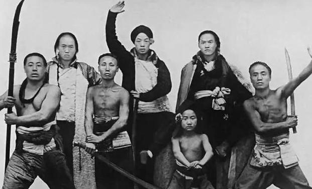 1864年，清军攻陷天京之后，太平军悍将袁宏谟见太平天国大势已去，便孤身一人潜回