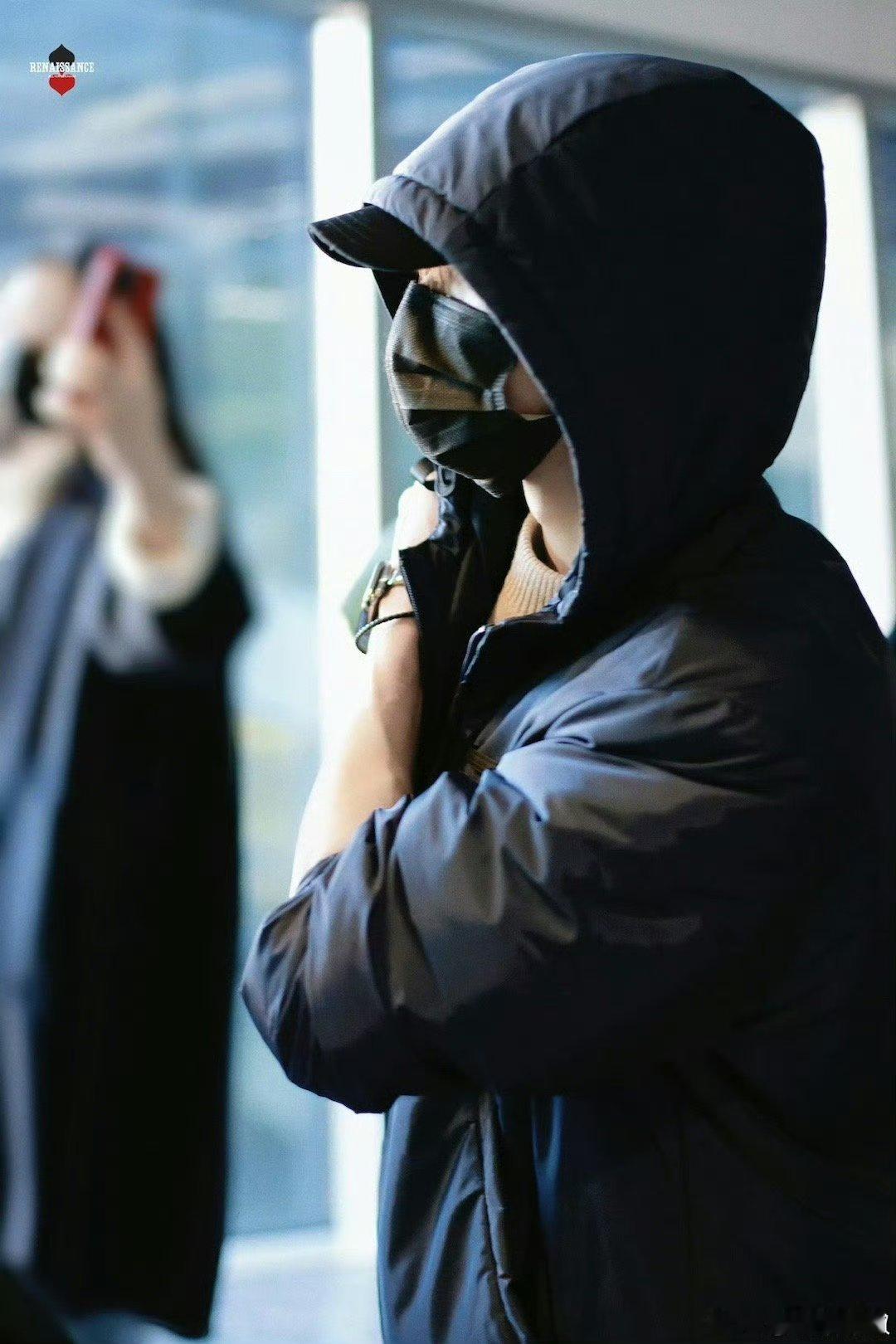 Prada怼脸图苏新皓好权威的一张脸！时尚表现力满分！！！ 