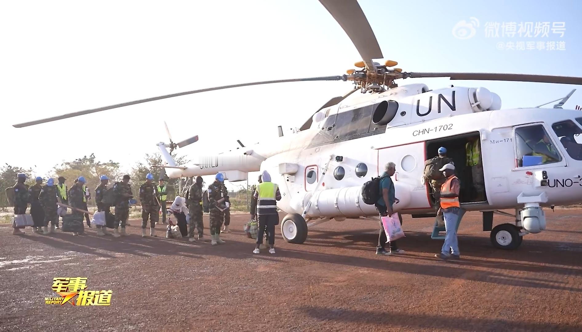 我国第6批赴阿卜耶伊维和直升机分队的米171还加装了光电球；该分队由82集团军某