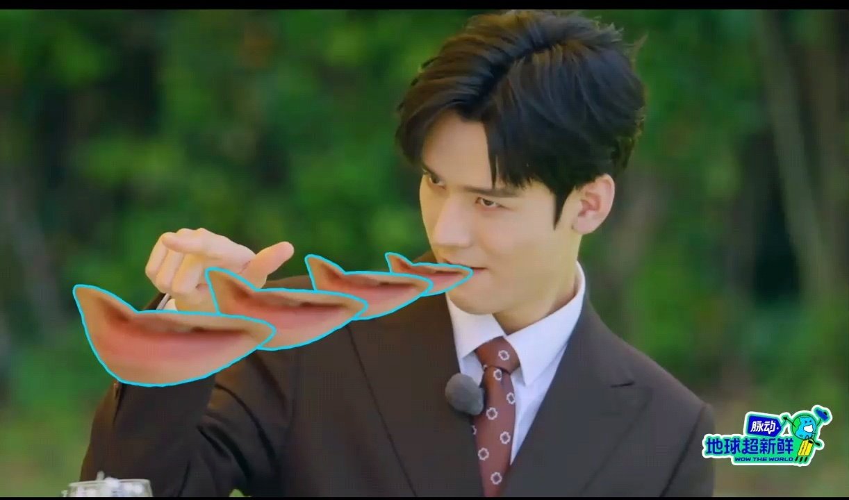 龚俊李乃文模仿黄晓明表情包 笑不活了！这俩人把黄晓明表情包的精髓全抓住了，从挑眉