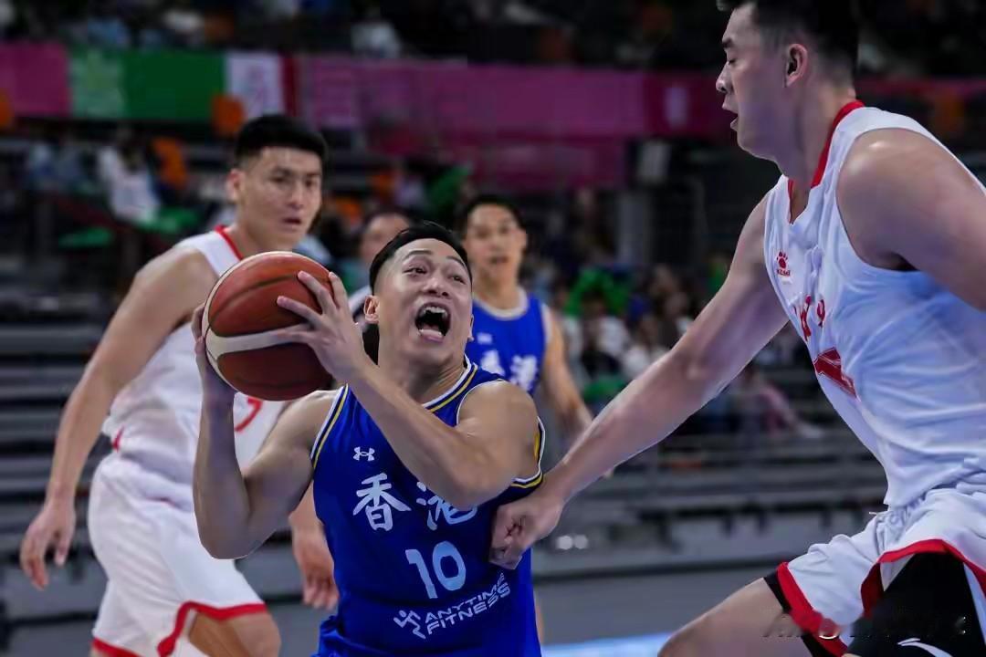 业余的香港队爆冷战胜全CBA阵容的湖北队

万万没想到，以业余球员组成的香港队，