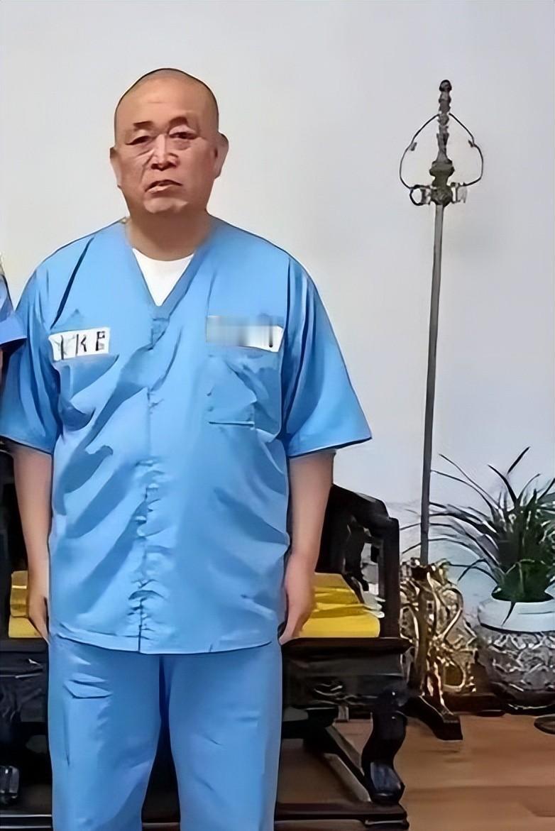 为释永信通风报信的人是谁？
据许多游客透露，秤永信在被捕之前，每次出现在公众视野