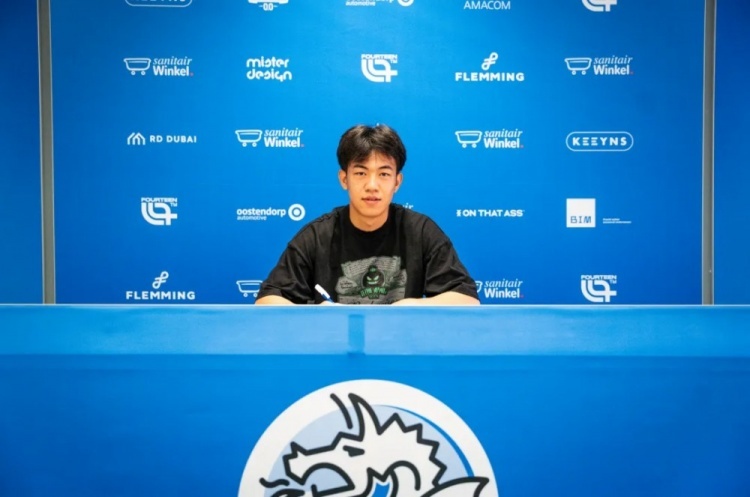 #荷乙邓伯什续租王博豪# 陕西联合俱乐部官方宣布，王博豪将以租借形式继续效力邓伯