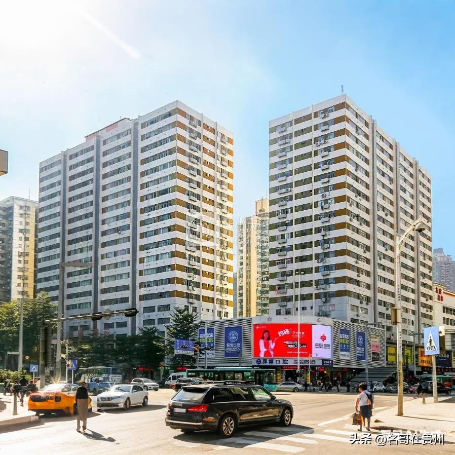 全国首个房价大涨城市诞生！香港楼市彻底燃爆了🔥
2026开年，全国楼市才刚刚传